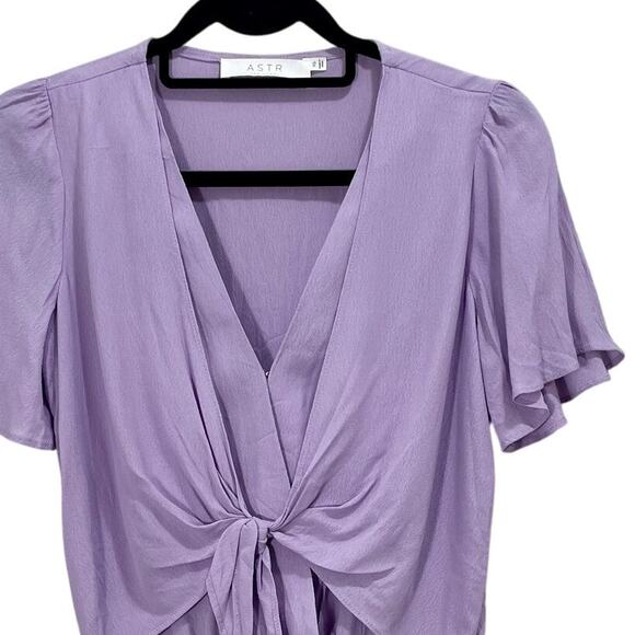 ASTR The Label Women's SZ XS Lavender Purple Short Sleeve Top Bodysuit Snaps EUC - Picture 2 of 8